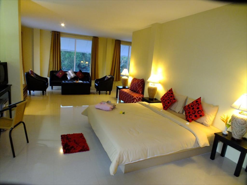 Water Palm Resort Talat Yai Экстерьер фото