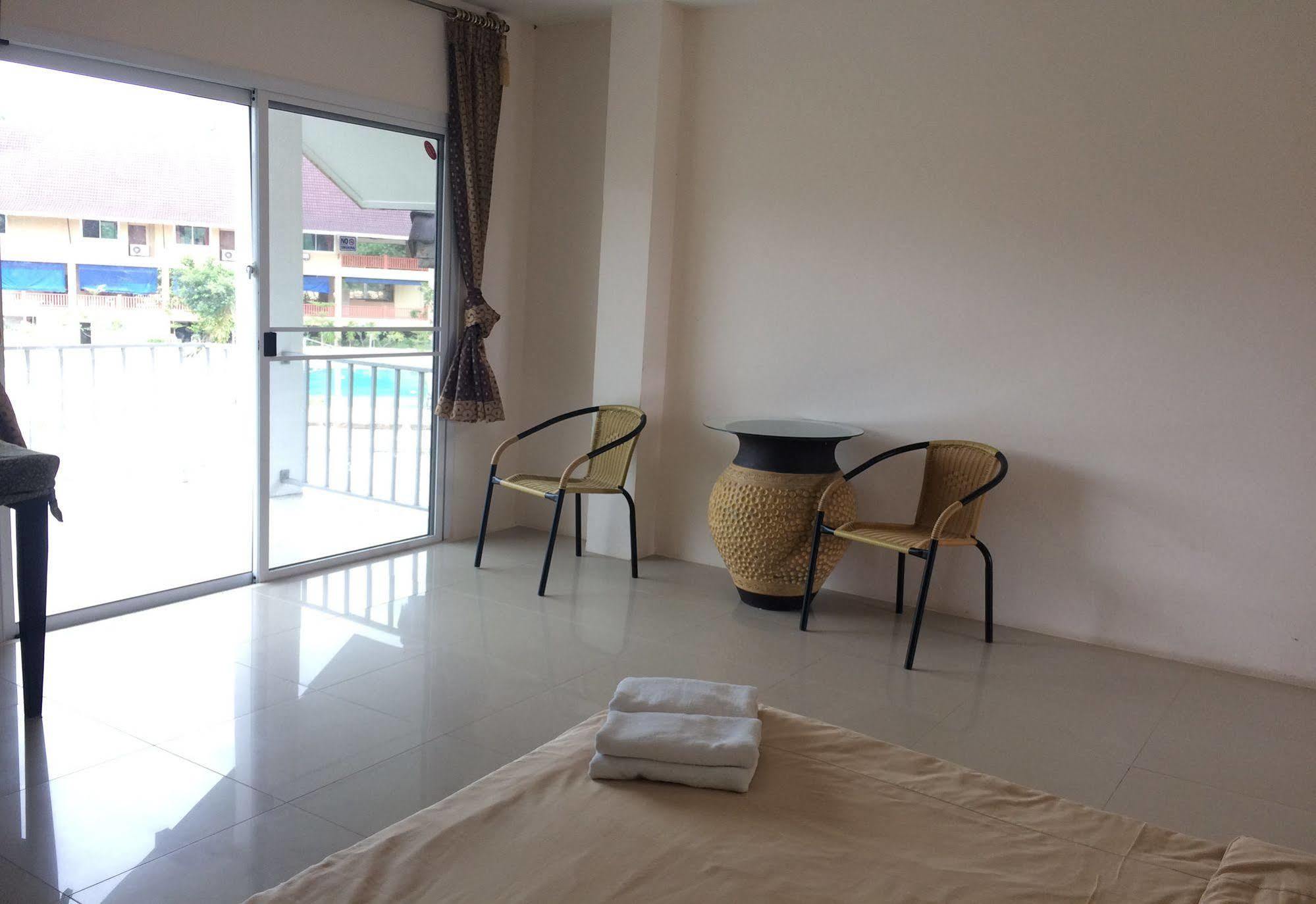 Water Palm Resort Talat Yai Экстерьер фото