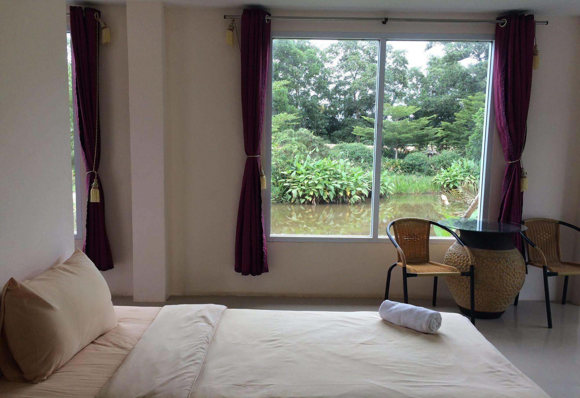 Water Palm Resort Talat Yai Экстерьер фото